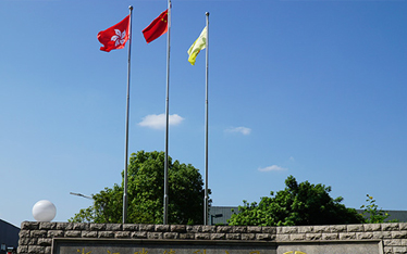 四氟法蘭墊片與金屬法蘭連接時(shí)是否需要添加密封劑？